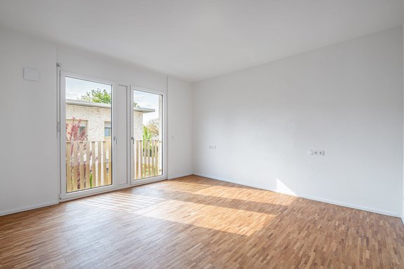 Großzügiges Schlafzimmer