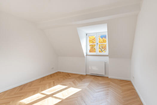 Individually usable room