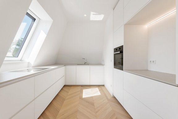 Stylishe Schreiner-Einbauküche