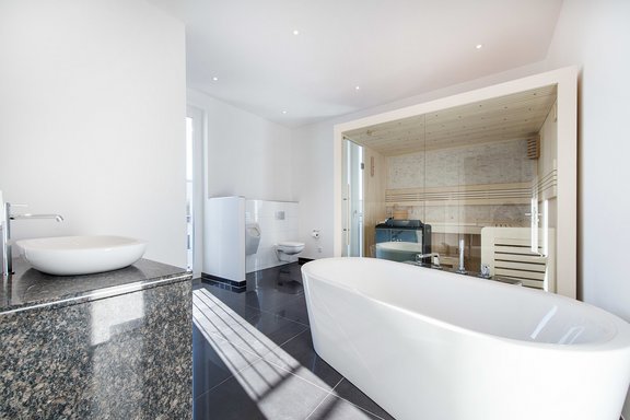 Badezimmer mit Sauna