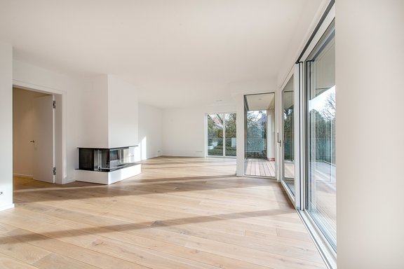 Lichtdurchfluteter Wohnbereich