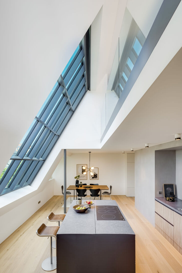 Spektakuläres Atelierfenster
