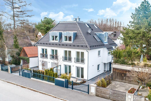 Moderne, hochwertige Doppelhaushälfte