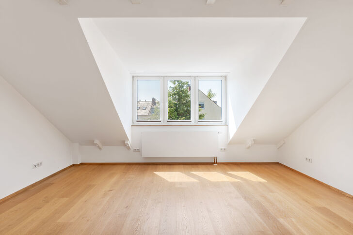 Sonniges Dachstudio