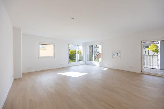 Großzügiger Wohn-/Essbereich mit ca. 46 m²