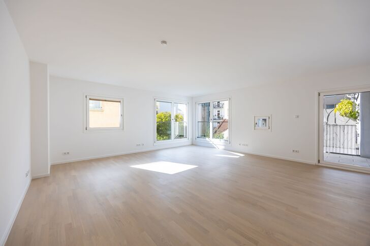 Großzügiger Wohn-/Essbereich mit ca. 46 m²