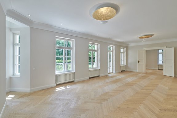 Repräsentatives Wohnen/Essen