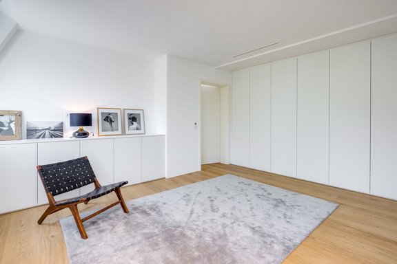 Großzügige Ankleide