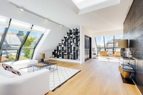 Erstbezug nach Sanierung: Penthouse-Maisonette über ca. 314 m² mit Roofgarden