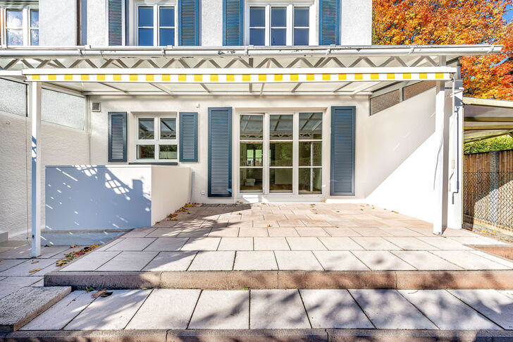 Überdachte Terrasse