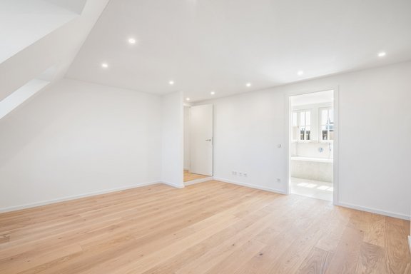 Schlafzimmer mit Bad en suite