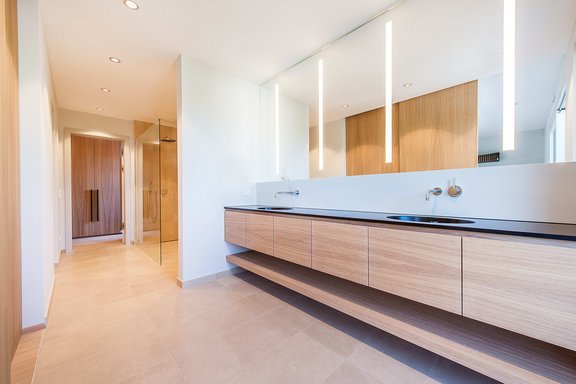 Noble natural stone master bath