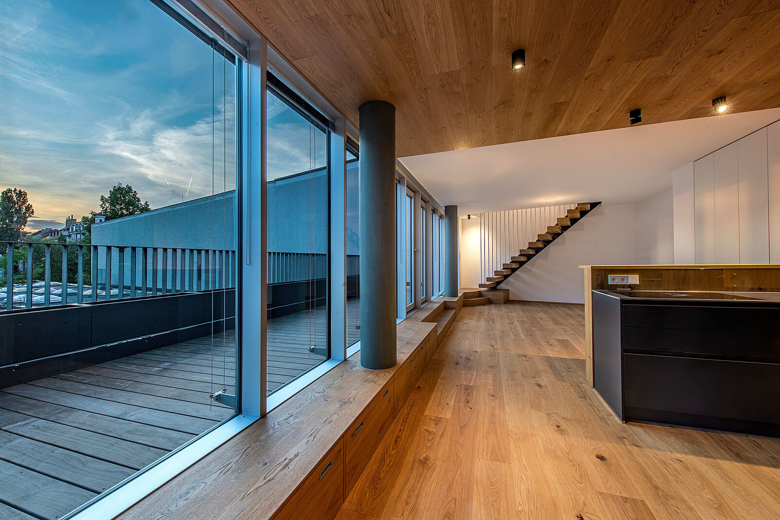 Wohnbereich mit Dachterrasse