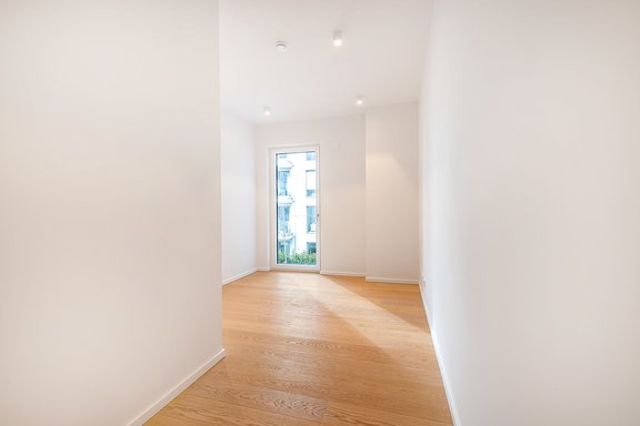 Kinder-/ Gäste-/ Arbeitszimmer