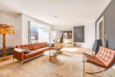 Exclusively equipped, absolutely new 3.5 room apartment with sunny roof terrace