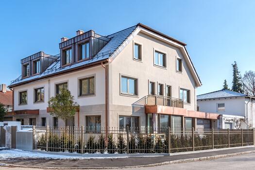 Neubau-Villenhälfte von 2025