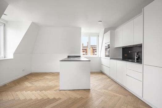 Open plan living / dining area