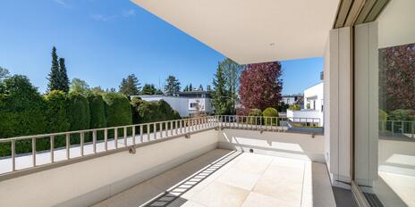 Exclusive 4-room new-build apartment with ideal orientation and sunny loggias