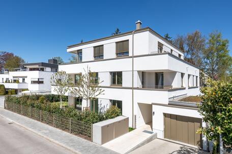 Exklusive 4-Zimmer-Neubau-Wohnung mit idealer Ausrichtung und sonnigen Loggien