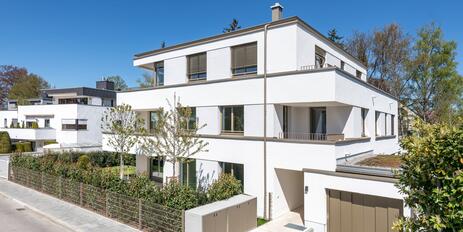 Exklusive 4-Zimmer-Neubau-Wohnung mit idealer Ausrichtung und sonnigen Loggien