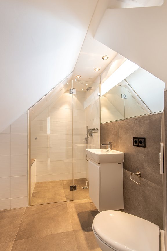 Duschbad auf der Dachgeschossebene