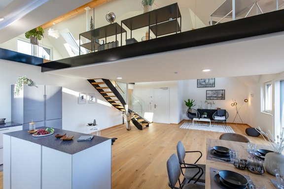 Living with space and light