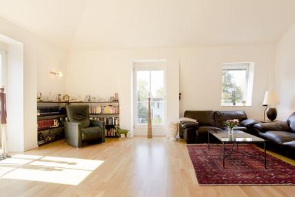 Exklusive Dachgeschosswohnung mit attraktiver Süd-Terrasse und hochwertiger Ausstattung