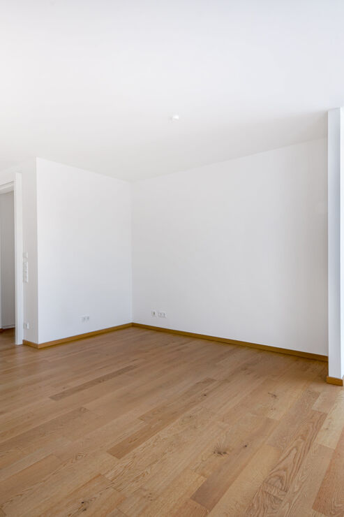 Open-concept living/dining area