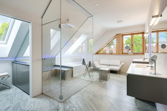 Masterbad mit Spa-Ambiente