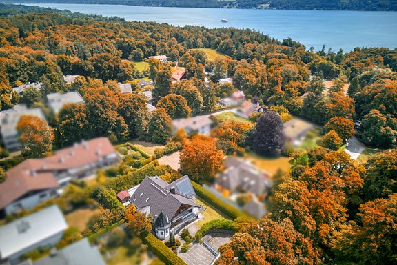 Malerische Lage in Seenähe