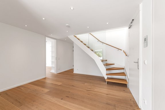 Diele mit Treppe zur Galerie