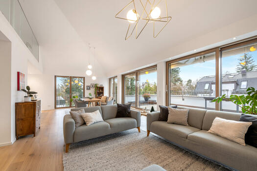 Spacious living area