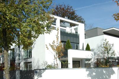 Exklusive Gartenwohnung mit offenem Kamin