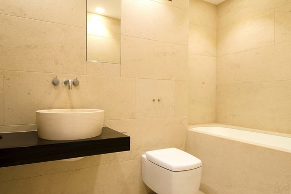 Designer-Bad mit Wanne