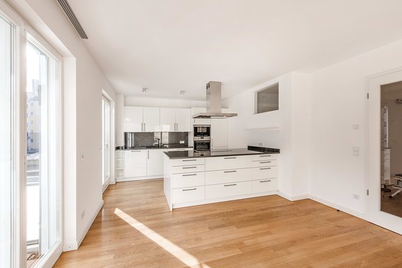 Open kitchen 1.OG to 4.OG