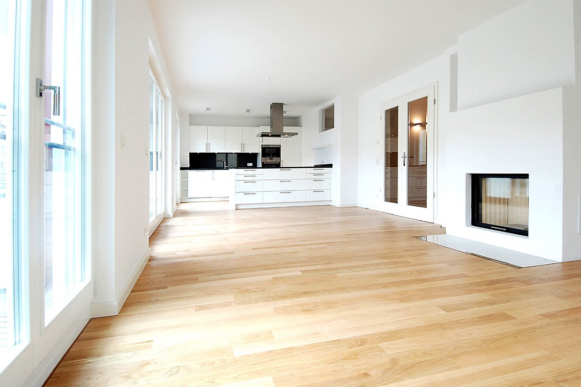 Open kitchen with dining area