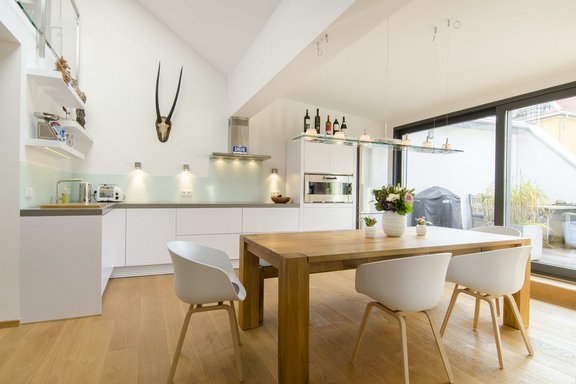 Schreiner-Einbauküche