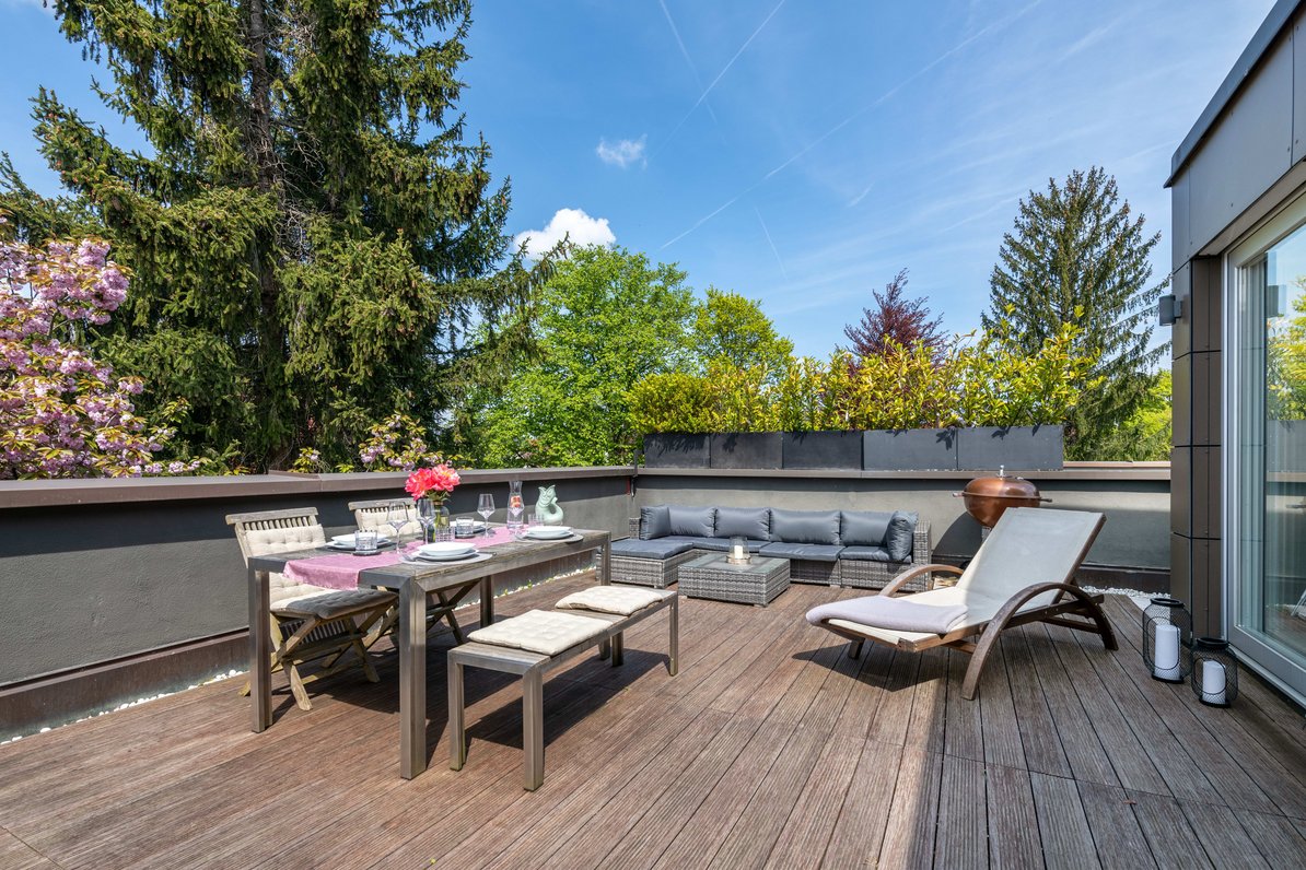 Spacious roof terrace