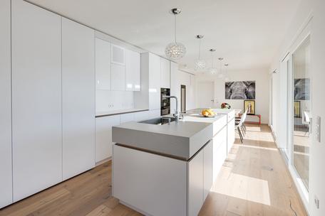 Cooles Wohlfühlambiente: Familiengerechte 4-Zimmer-Wohnung mit Design-Ästhetik