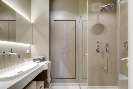 Elegantes Gäste-Duschbad