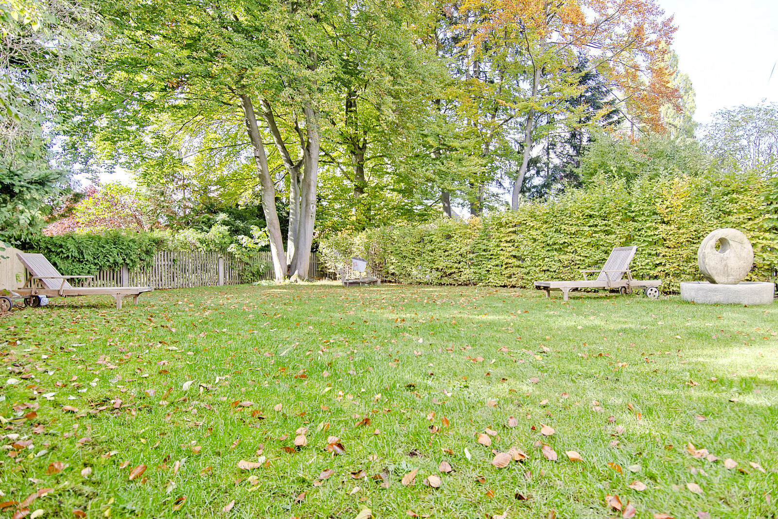Schöner Süd-Westgarten