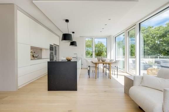 Hochwertige Einbauküche