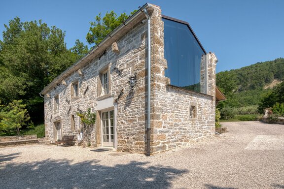 Gästehaus in authentischer Natursteinarchitektur