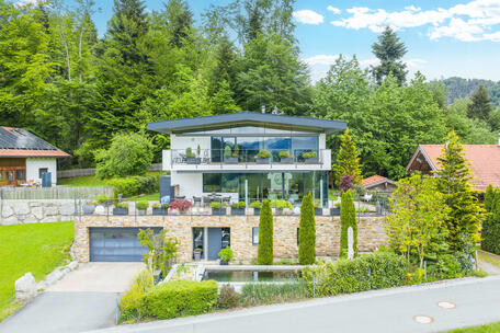 Exklusives Chalet in Bestlage: Weitblick, Designarchitektur & privater Naturpool