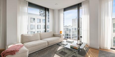 Exklusives Penthouse-Feeling: Designorientierte 3-Zimmer-Wohnung mit luxuriösem Flair
