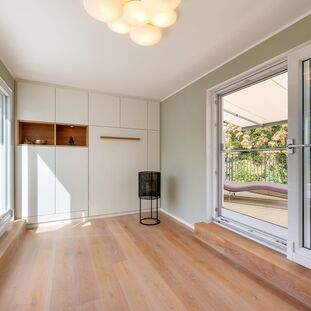 Zimmer mit zwei Dachterrassen
