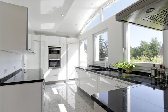 High quality fitted kitchen