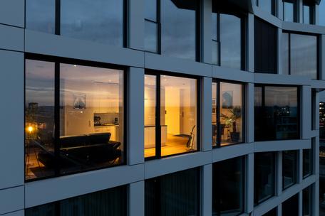 Exklusives Stadtdomizil mit Panoramablick bis zu den Alpen und Rooftop-Nutzung im Friends Tower 2