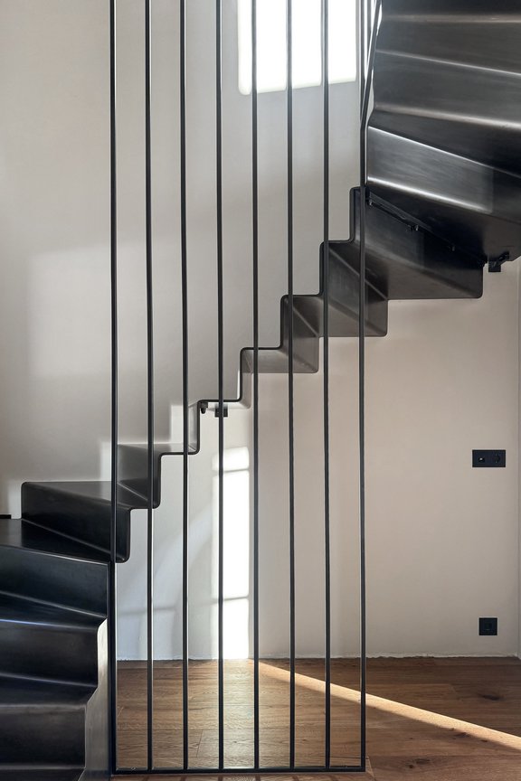 Sculptural staircase