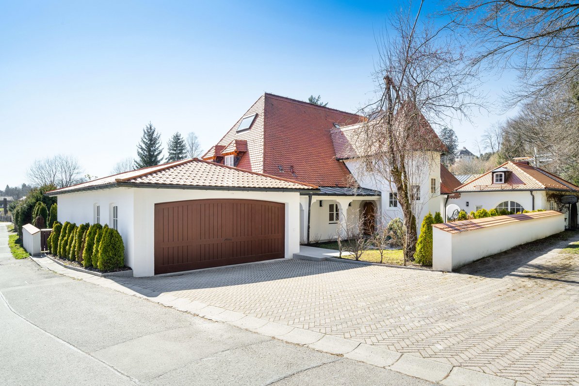 Exquisit modernisierter Landsitz